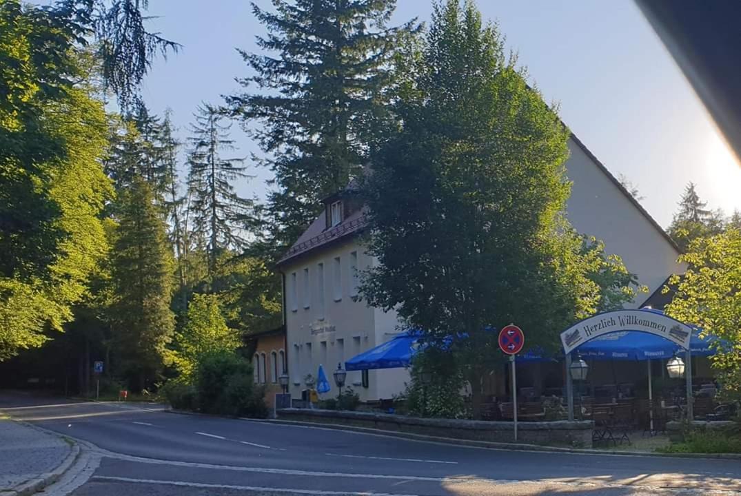 וונזידל Hotel Berggasthof Waldlust מראה חיצוני תמונה